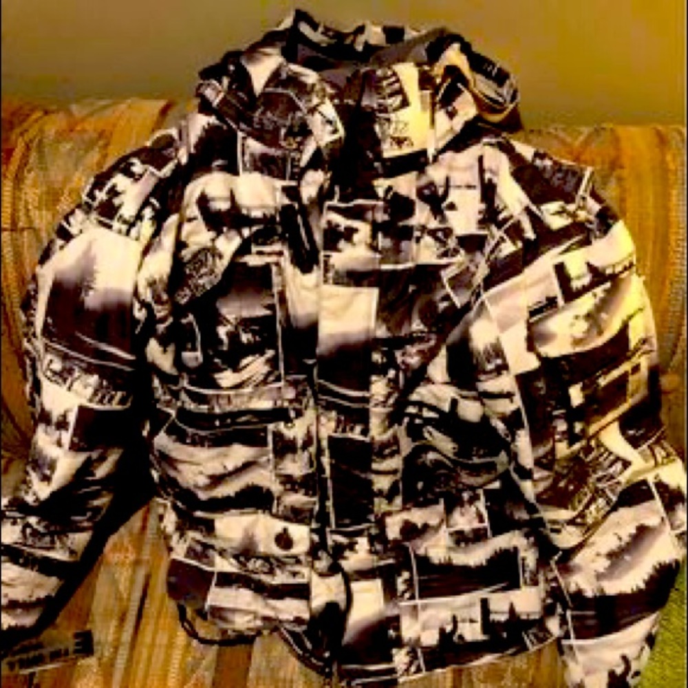 Men’s size medium snowboarding jacket empyre brand